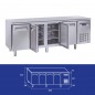 Table réfrigérée en inox, 2 à 4 portes inox, 260 litres, -2°/+8°C,  GN 1/1, 700mm